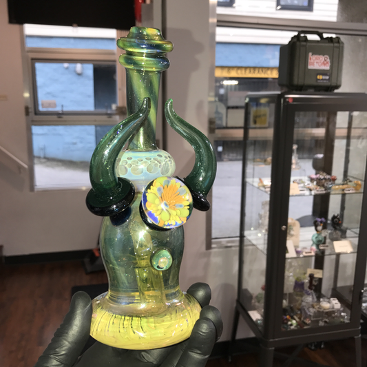 Hippo Glass Horned Reactive Fume Tube